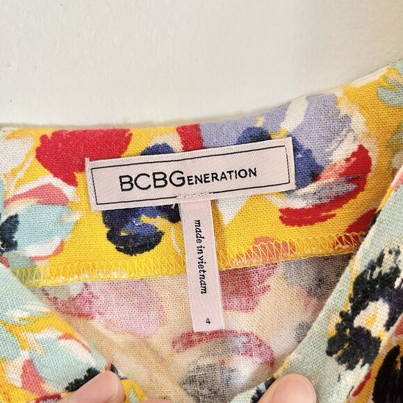 BCBG Generation Multicolor Foral Sleeveless Romper Button Up Belted Sz 4 Linen - Picture 5 of 12